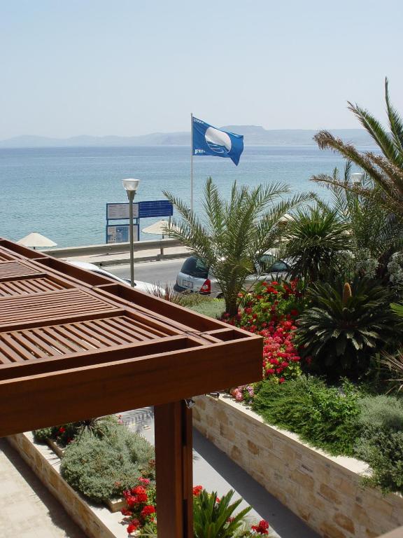 Sitia Bay Aparthotel Exterior foto